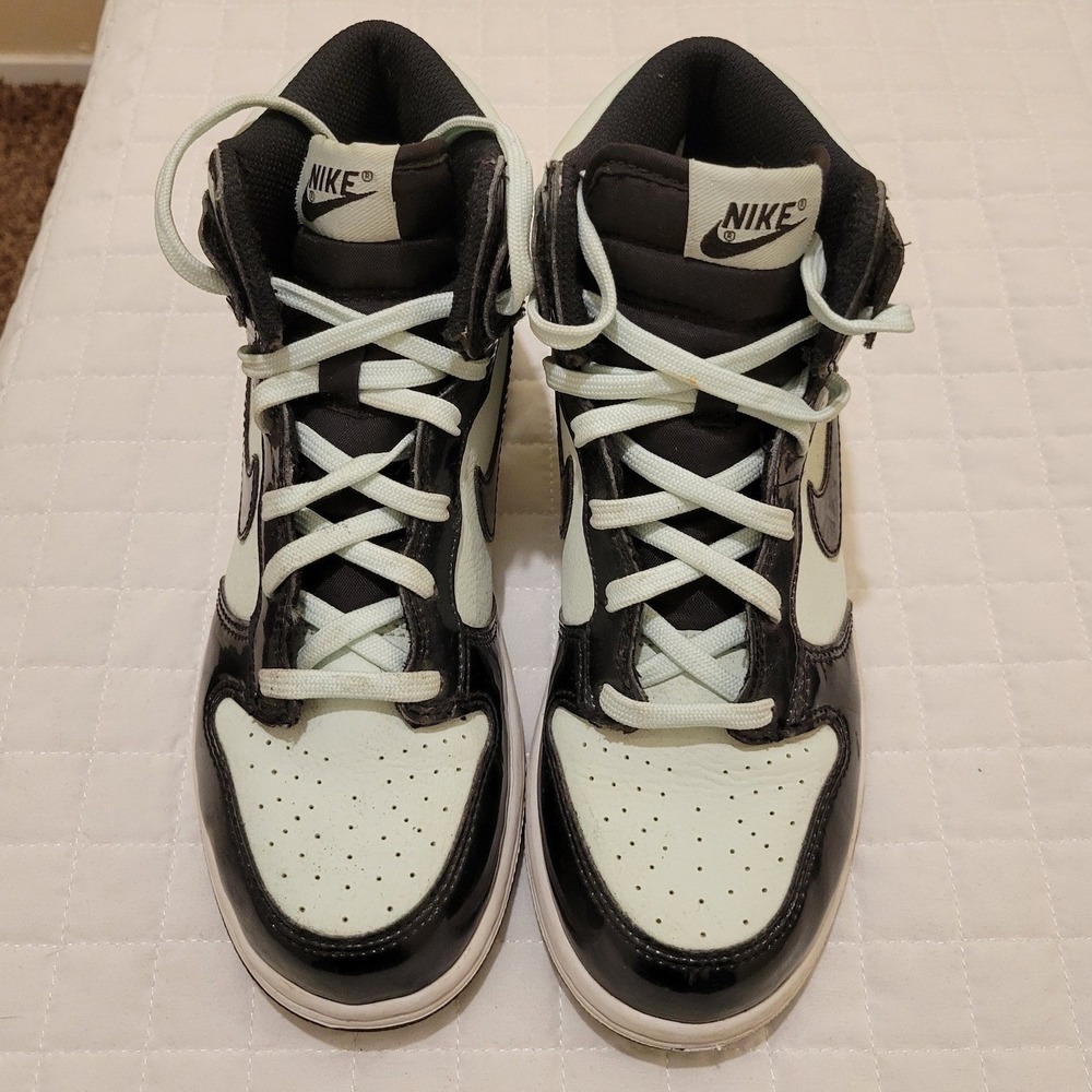 Nike Kids'‎ 3Y Dunk High SE All Star 2021 Basketball Sneakers Barely Green Black - Picture 2 of 8